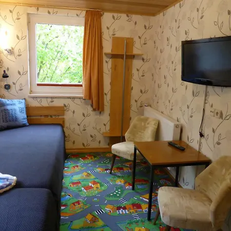 Apartmenthaus Zaukeneck Mit Carports Bad Schandau